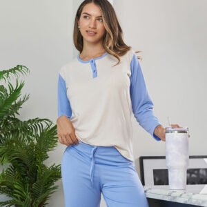 JAIA color celeste y blanco
